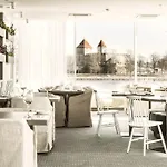 Georg Ots Kuressaare