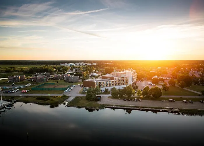 Georg Ots Kuressaare