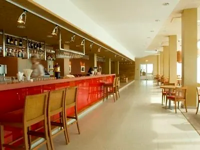 Georg Ots Kuressaare